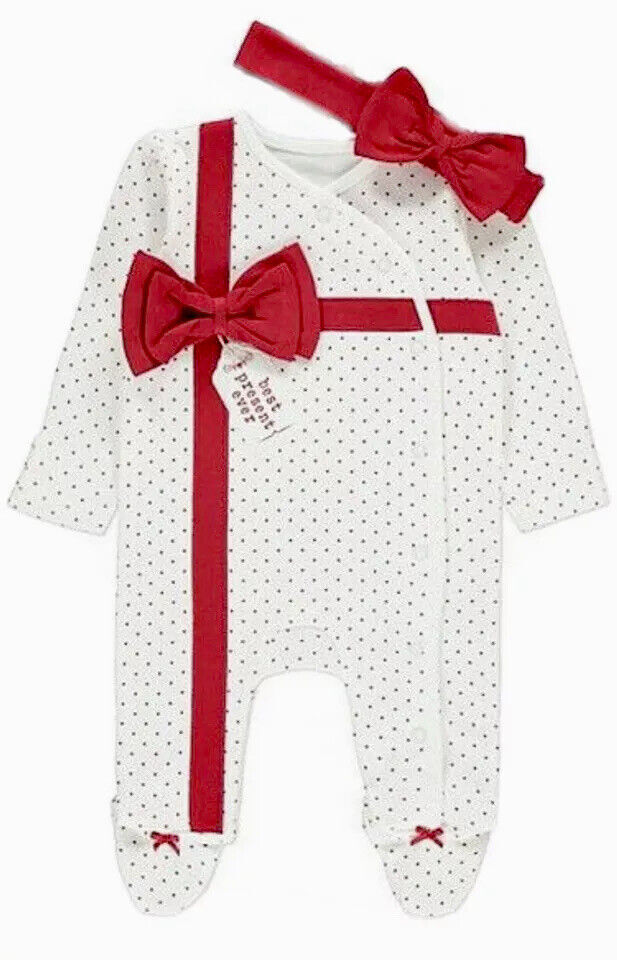 Best present deals ever baby grow